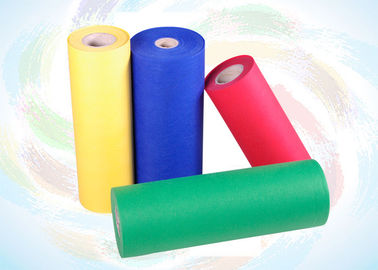 Reciclaje de los materiales de impermeabilización no tejidos coloridos de Rolls de la tela de los PP Spunbond