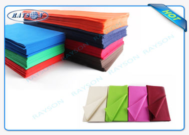 Cubierta colorida no tejida de la materia prima del mantel de la cocina disponible GR/50gr del pedazo que corta 45